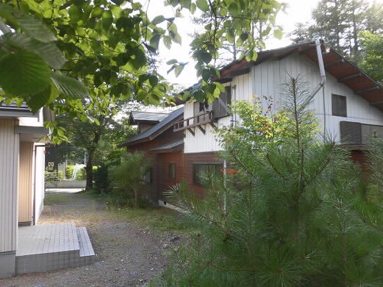 建物・北側より 建物・北側より