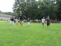 みんな裸足で運動会