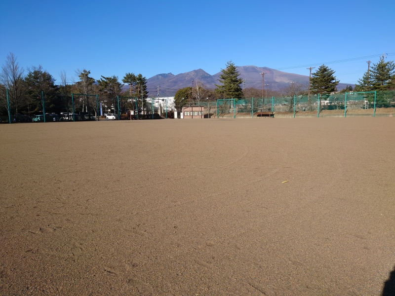 グラウンド全景